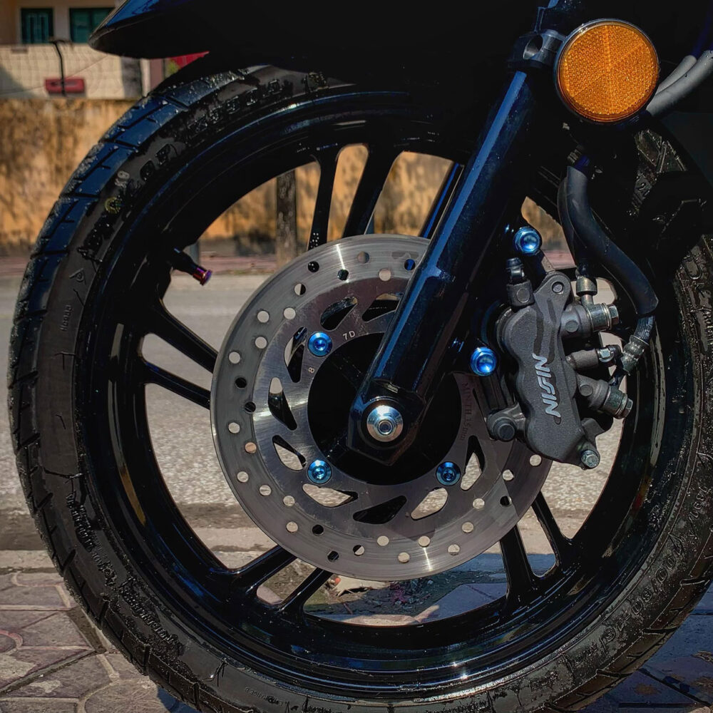 Dán xe SH màu xám bóng ốc titan xanh - Ảnh 4