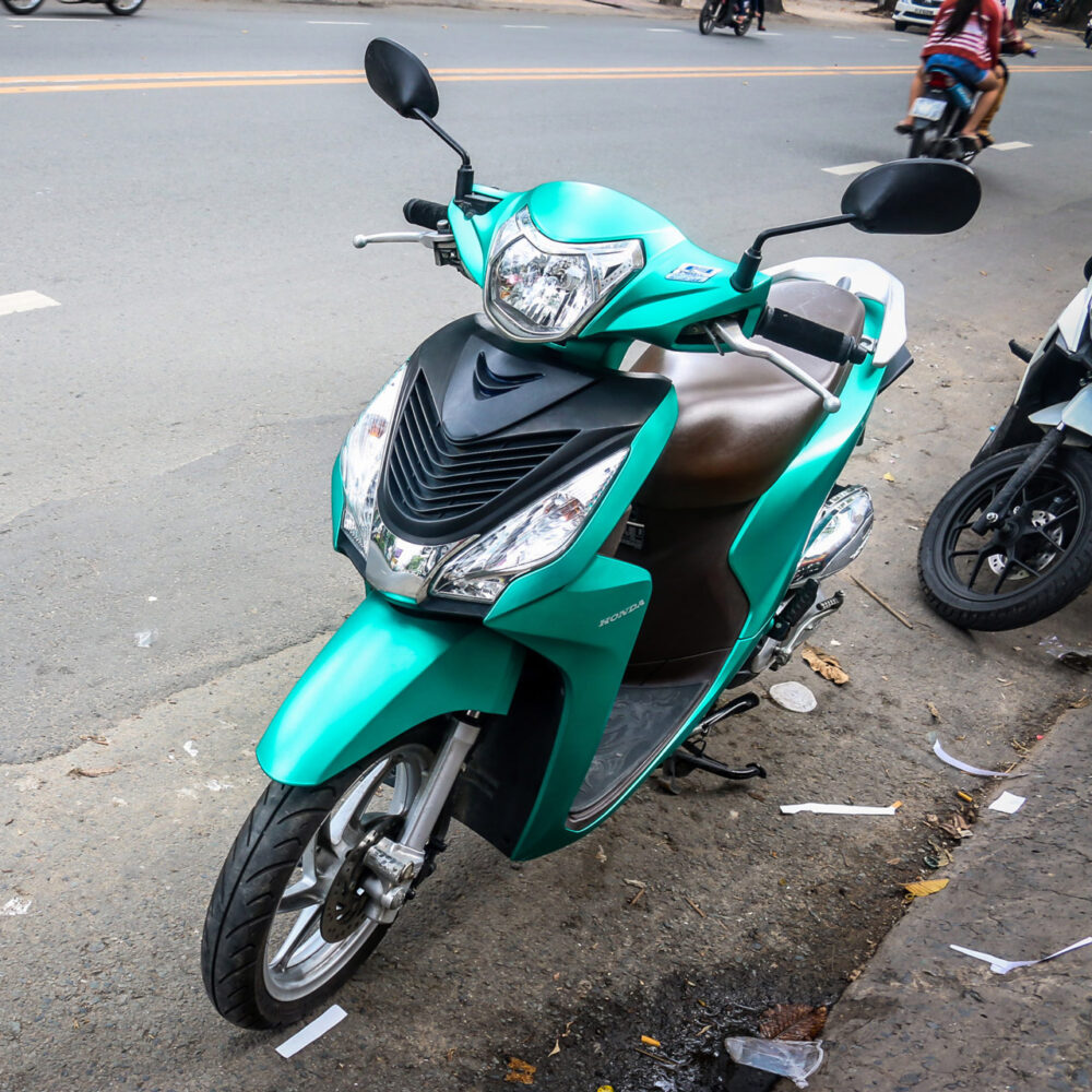 Dán xe Vision màu xanh ngọc metal