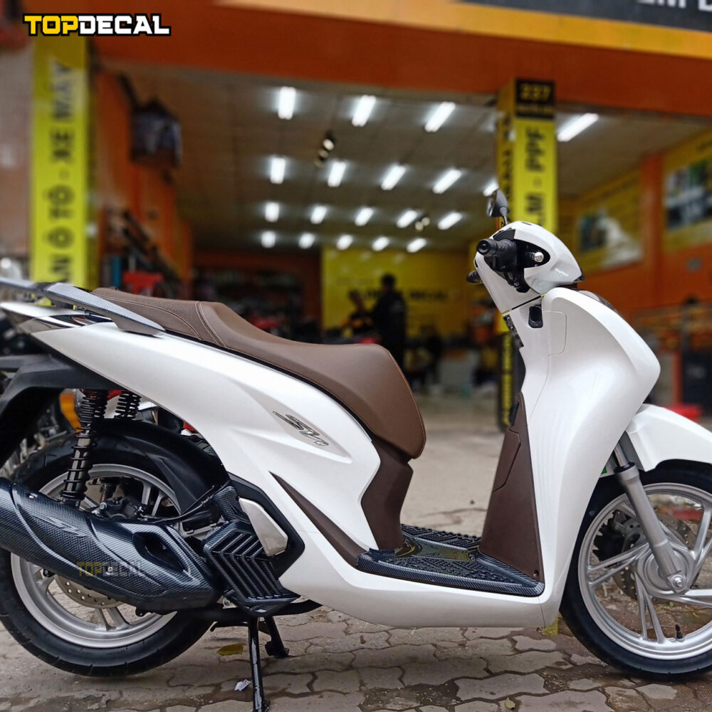 Dán Decal xe SH 2018 màu trắng sứ 3 lớp và Sporty - Hình ảnh 2