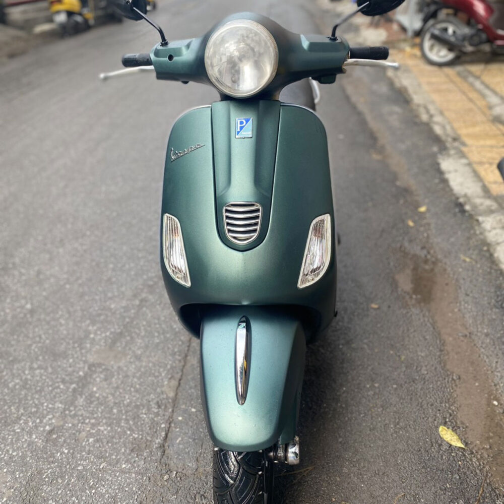 dán decal xe Vespa màu xanh lục