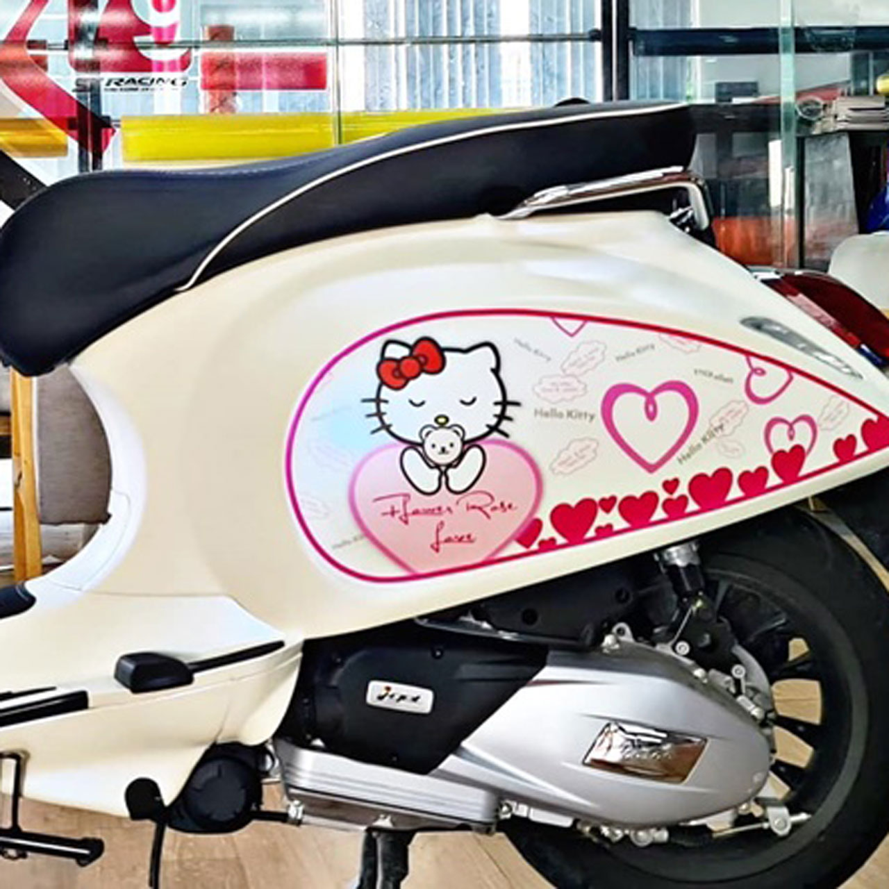 dán decal xe vespa sprint