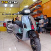 Dán xe Vespa Sprint màu xám xi măng ánh tím