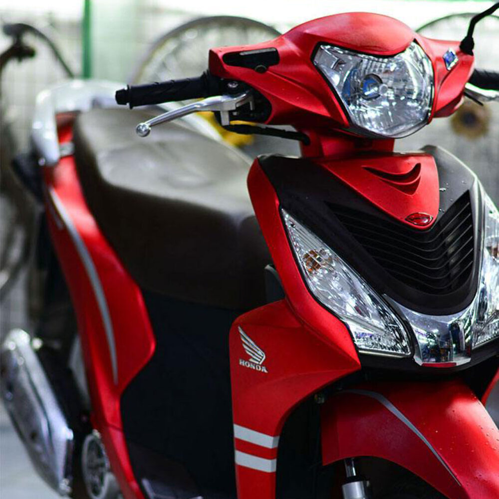 dán decal xe Vision màu đỏ
