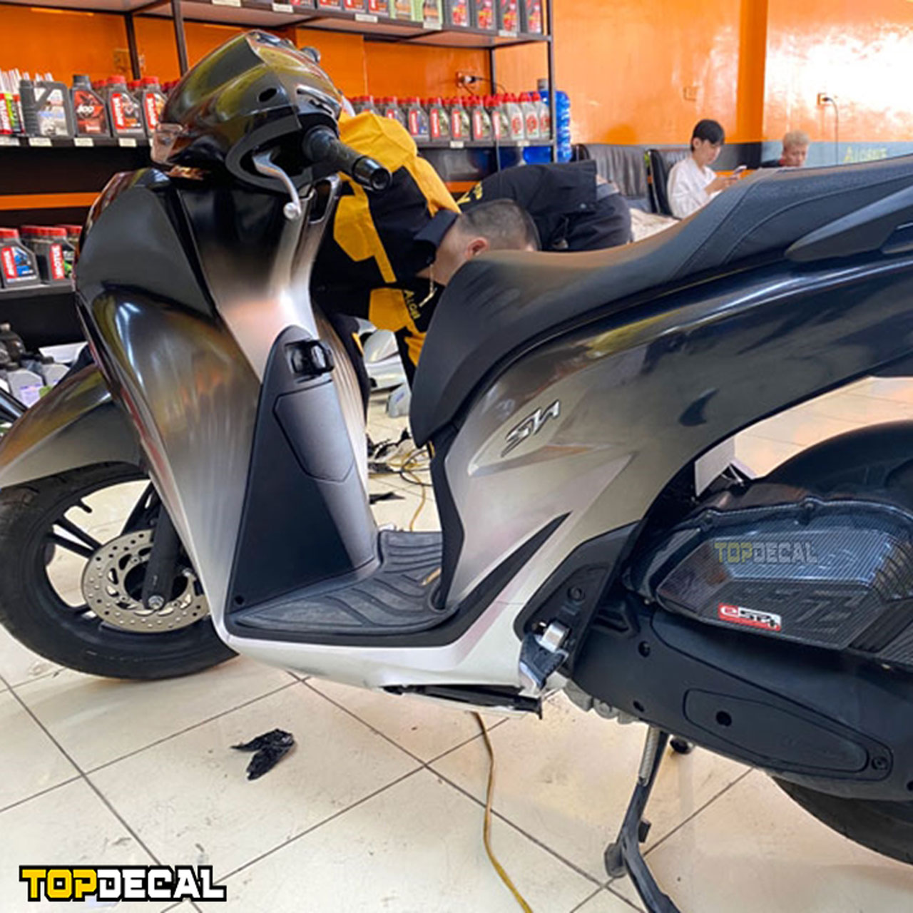 mẫu dán xe sh màu đen