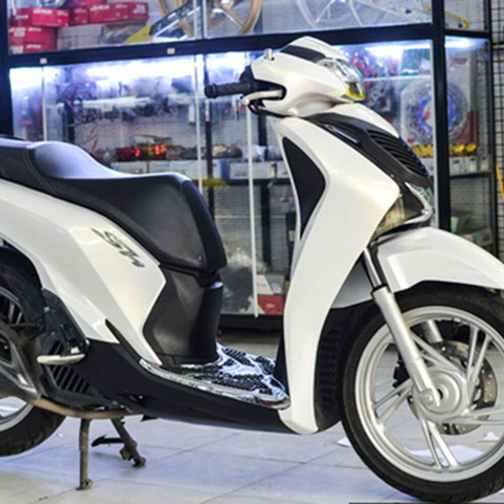 Dán Decal xe SH 2018 màu trắng sứ 3 lớp và Sporty - Hình ảnh 5