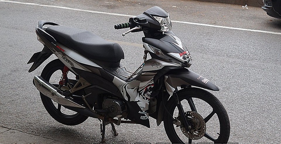 tem trùm xe wave 110