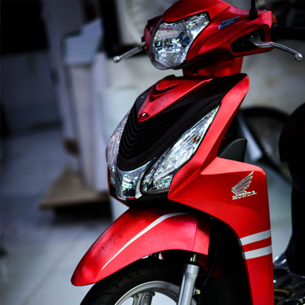 dán decal xe Vision màu đỏ lửa