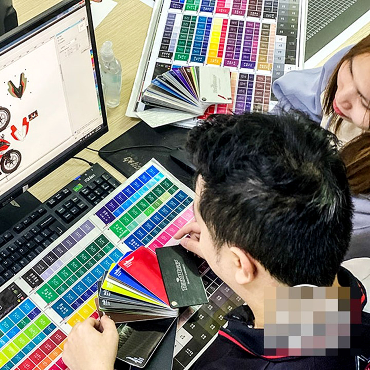 in tem xe máy theo yêu cầu