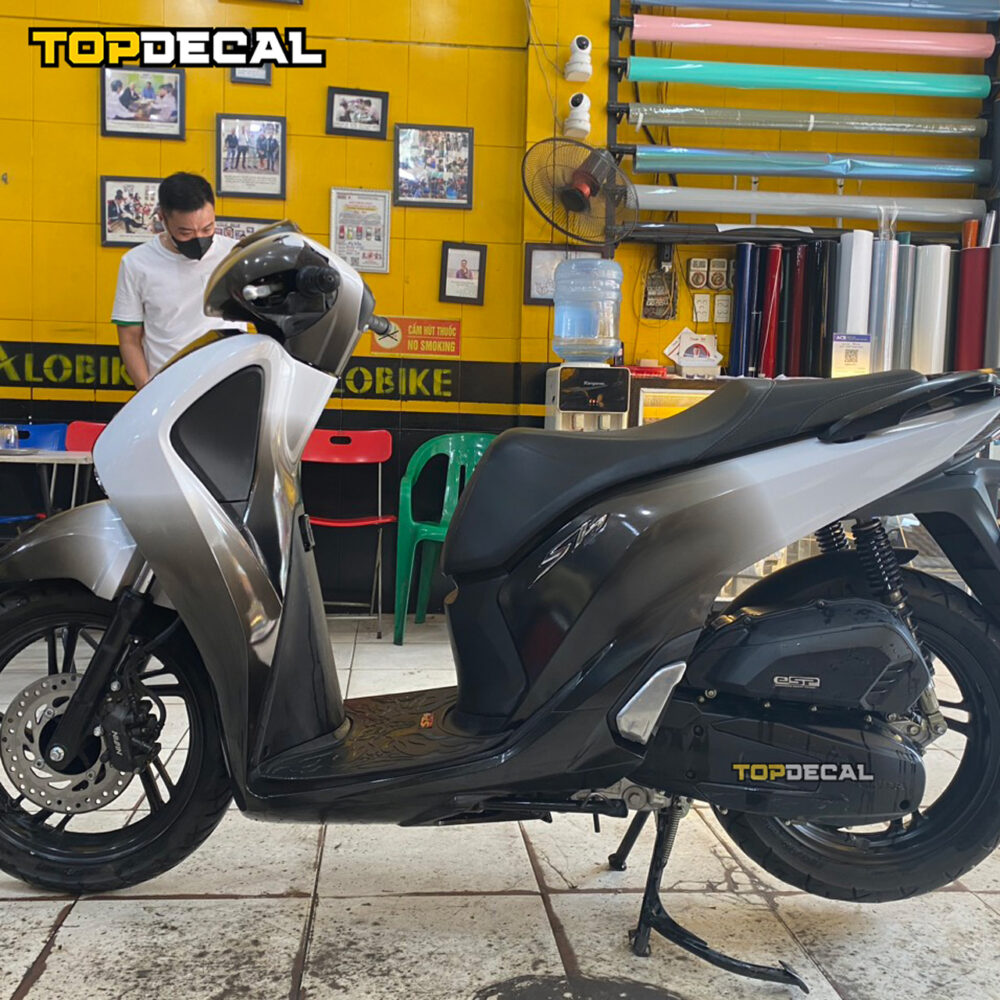 Dán xe SH màu Ombre chuyển sắc đen trắng - Hình ảnh 5