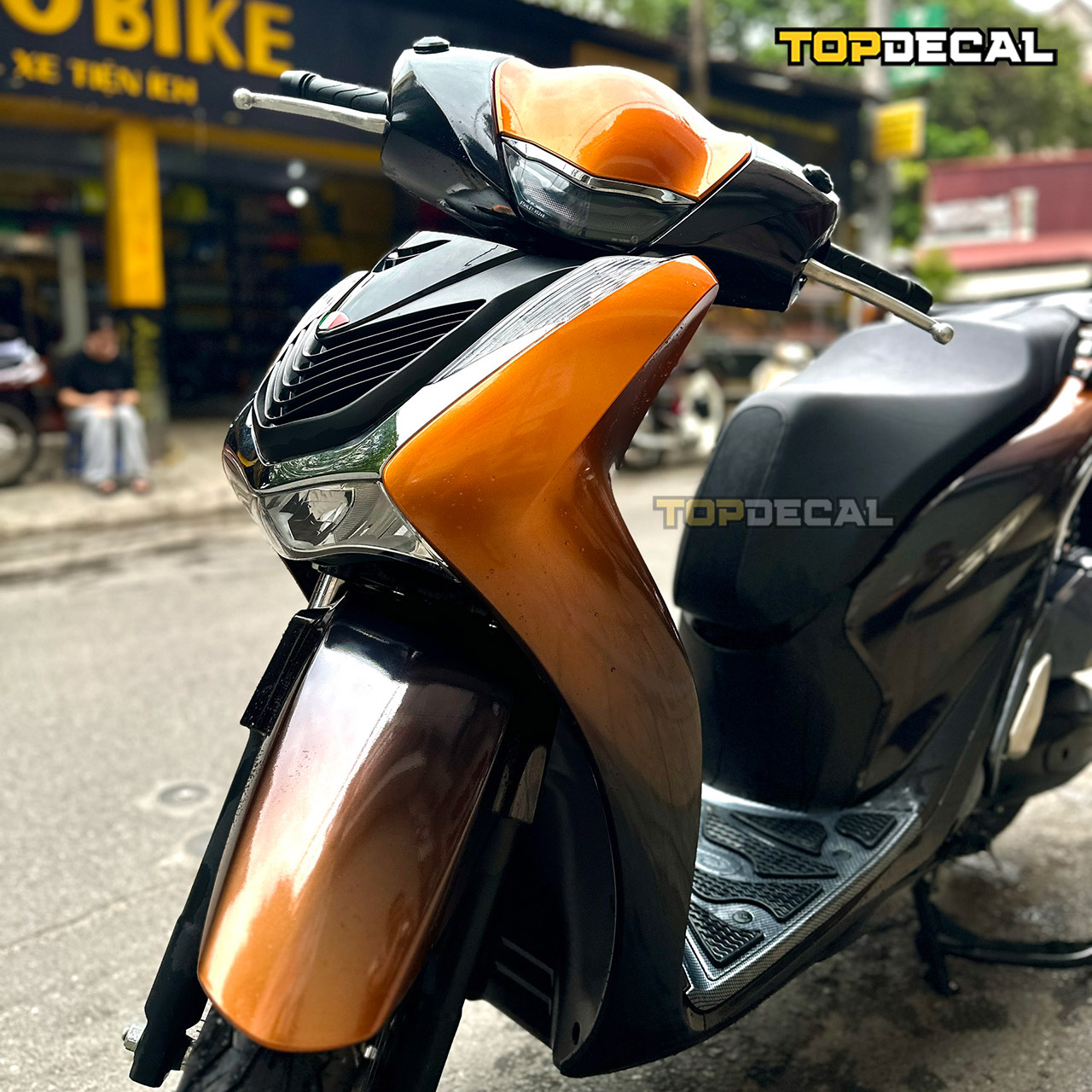Dán decal xe SH