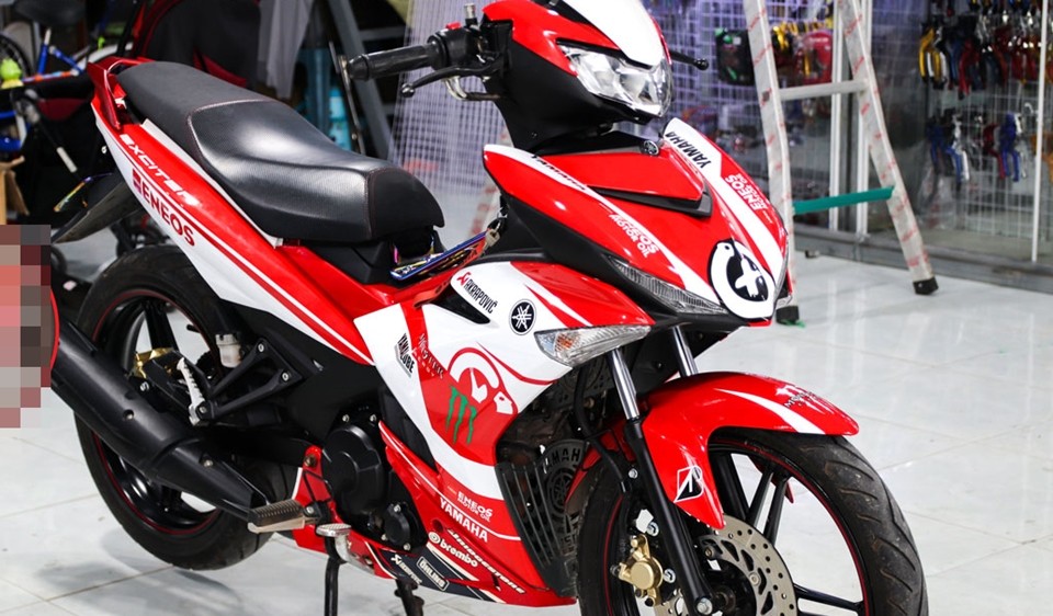 tem exciter 150 trắng đỏ