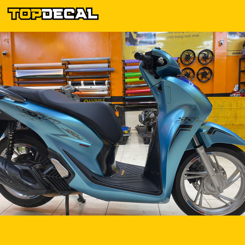 Dán xe Sh màu xanh ngọc phối tem Limited - Hình ảnh 3
