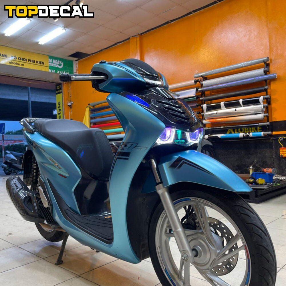Dán xe Sh màu xanh ngọc phối tem Limited - Hình ảnh 4