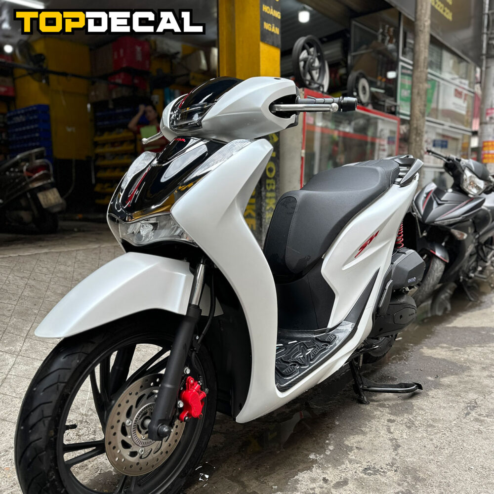 Dán xe Sh 350i màu trắng ngọc trai - Hình ảnh 2