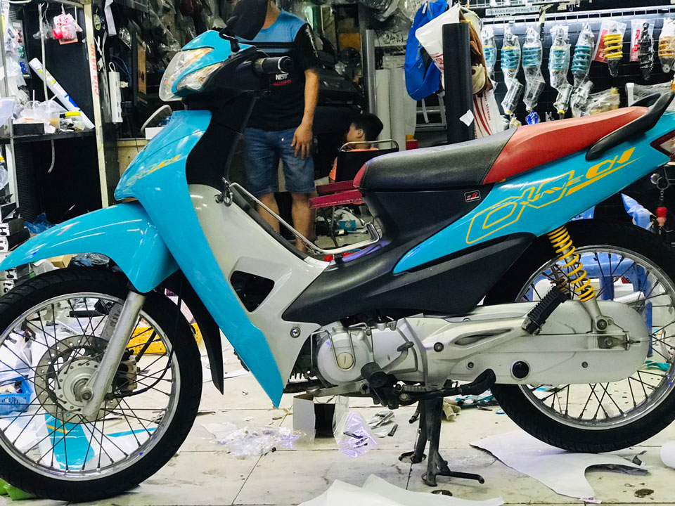 Dán decal xe Wave màu xanh ngọc