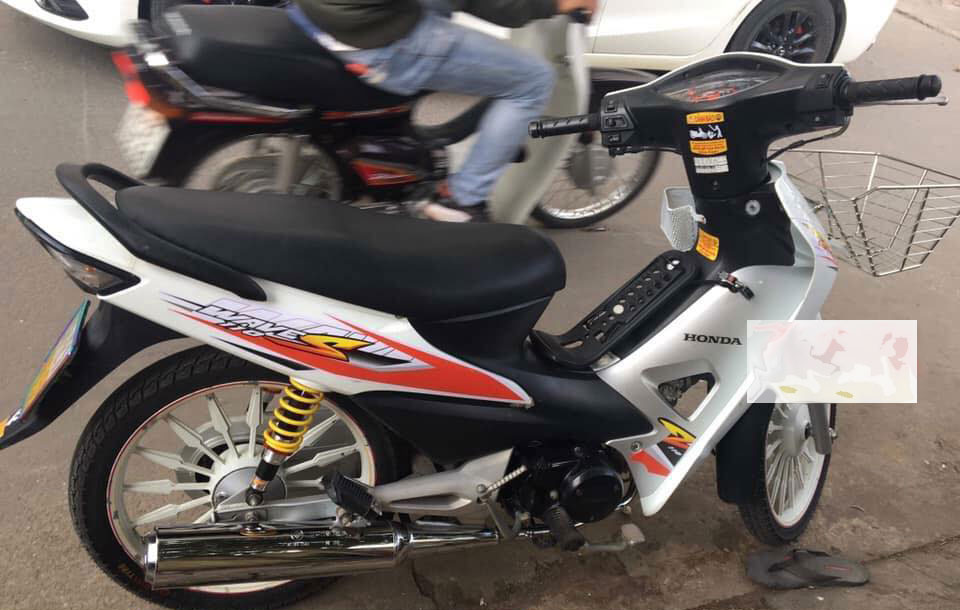 Dán xe Wave màu trắng