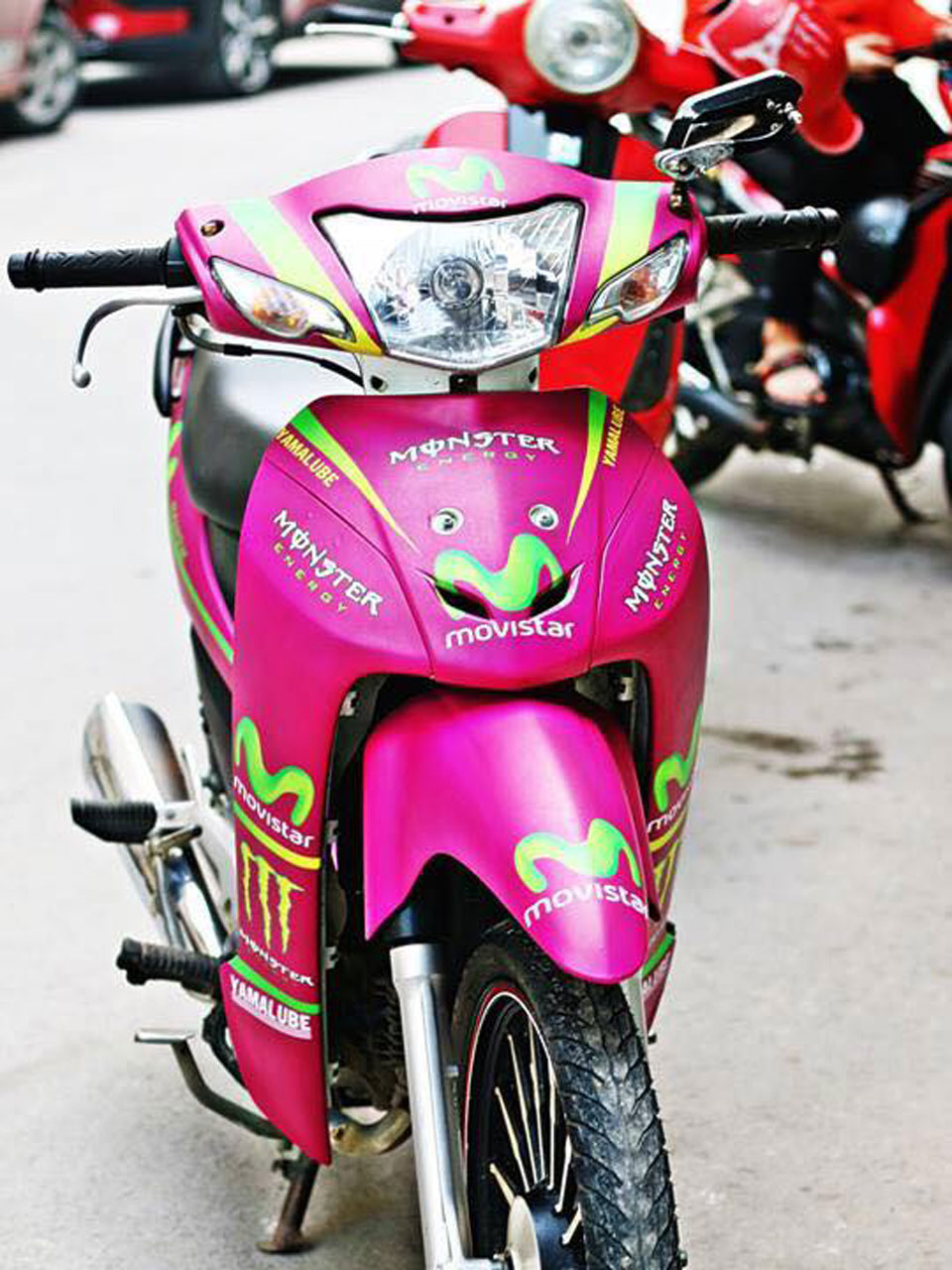Dán xe Wave màu hồng phối tem